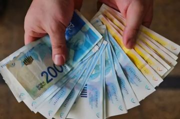 سلطة النقد تتجه لحظر المدفوعات فوق الـ20 الف شيكل.. وسط مخاوف من ركود التجارة الداخلي سلطة النقد تتجه لحظر المدفوعات فوق الـ20 الف شيكل.. وسط مخاوف من ركود التجارة الداخلي