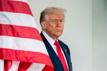 ترامب يأمر الولايات المتحدة ببدء تجارب الأسلحة النووية ترامب يأمر الولايات المتحدة ببدء تجارب الأسلحة النووية