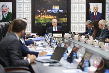 جلسة الحكومة.. مصطفى يحذر من تعطيل خطط التعافي والإعمار في قطاع غزة جلسة الحكومة.. مصطفى يحذر من تعطيل خطط التعافي والإعمار في قطاع غزة