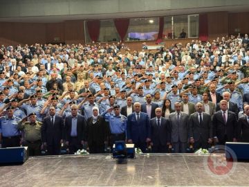 الشرطة تطلق فعاليات الحملة الشرطية للوقاية من الجريمة برعاية دولة رئيس الوزراء الشرطة تطلق فعاليات الحملة الشرطية للوقاية من الجريمة برعاية دولة رئيس الوزراء