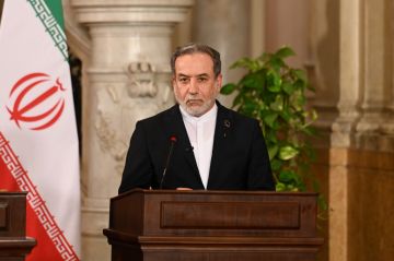 عراقجي يكشف سبب رفض إيران المشاركة في قمة شرم الشيخ للسلام ويتوجه للسيسي: ممتنون على الدعوة عراقجي يكشف سبب رفض إيران المشاركة في قمة شرم الشيخ للسلام ويتوجه للسيسي: ممتنون على الدعوة