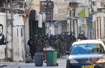 قوات الاحتلال تواصل حملات المداهمة والاعتقال في الخليل قوات الاحتلال تواصل حملات المداهمة والاعتقال في الخليل