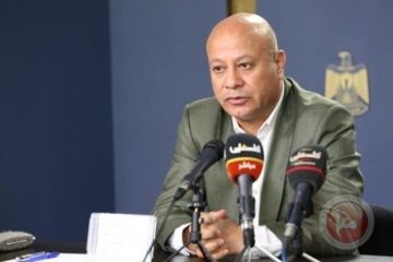 أبو هولي يرحب بقرار البرلمان الأوروبي زيادة تمويل الأونروا بـ35 مليون يورو ويؤكد أن هذا القرار يجسد موقفا أوروبيا داعما للعدالة