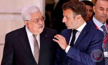 ابو مازن وماكرون يعلنان تشكيل لجنة مشتركة لصياغة دستور لفلسطين