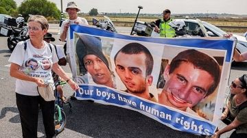 القسام تستخرج رفات الضابط هدار غولدن ورئيس أركان الجيش الإسرائيلي يتوجه لمنزل عائلته..(فيديو)