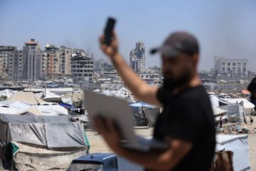 باحث: الاحتلال الإسرائيلي دمر 74 من أبراج الاتصالات ونصف الشبكة العامة في غزة