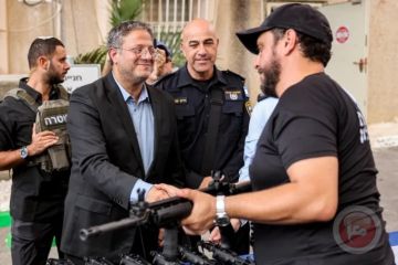 تقرير: تصاعد عنف المستوطنين بعد تعليمات بن غفير بحمايتهم وعدم ملاحقتهم تقرير: تصاعد عنف المستوطنين بعد تعليمات بن غفير بحمايتهم وعدم ملاحقتهم