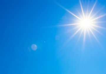 الطقس: أجواء صافية إلى غائمة جزئيا والحرارة أعلى من المعدل العام