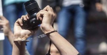 الصحافة الأجنبية تنتقد تأجيل السماح بدخول الإعلام إلى غزة