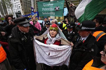 بريطانيا.. مراجعة حظر مجموعة مؤيدة لفلسطين