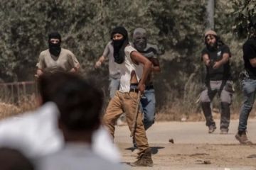 حرق وسرقة لممتلكات المواطنين.. المستوطنون يصعدون اعتداءاتهم بالضفة