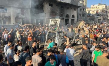 بالفيديو والصور: شهداء وإصابات في غارة إسرائيلية على مركبة غرب مدينة غزة