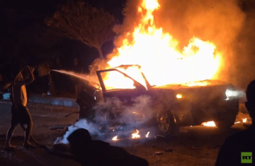 4 شهداء في غارة مسيرة إسرائيلية استهدفت سيارة جنوب لبنان 4 شهداء في غارة مسيرة إسرائيلية استهدفت سيارة جنوب لبنان