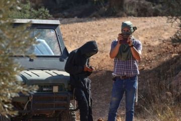 مستوطنون يقتحمون تجمعي مكحول وسمرة بالأغوار الشمالية