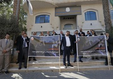 نقابة المحامين تنظم وقفات حقوقية رفضا لمشروع قانون إعدام الأسرى نقابة المحامين تنظم وقفات حقوقية رفضا لمشروع قانون إعدام الأسرى