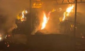 مستوطنون يحطمون منزلا في سلواد وإحراق بركس زراعي في مخماس