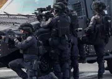 قوات خاصة إسرائيلية تقتحم منزلا في جبل أبو ظهير بمدينة جنين