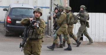 الاحتلال يداهم بلدات بالضفة وينفذ حملة اعتقالات