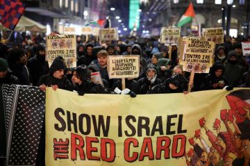 احتجاج ضد فريق مكابي تل أبيب الإسرائيلي في إيطاليا