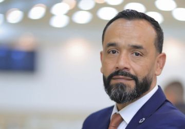 زبون لردايو بيت لحم 2000: إضراب المعلمين لا يرتبط بقيمة الـ500 شيكل بحد ذاتها.. بل باحترام الحكومة للاتفاقات الموقعة زبون لردايو بيت لحم 2000: إضراب المعلمين لا يرتبط بقيمة الـ500 شيكل بحد ذاتها.. بل باحترام الحكومة للاتفاقات الموقعة