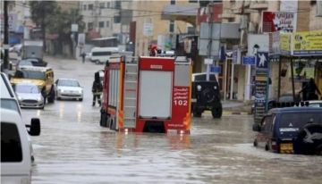 سيول وانهيارات ترابية في مناطق مختلفة بالمحافظات.. والدفاع المدني يحذر