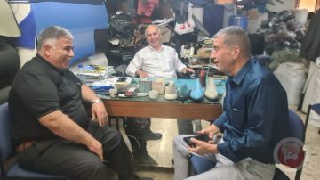 صناعة الأحذية في الخليل.. مهنة تراثية نبضها العلاج والتكافل