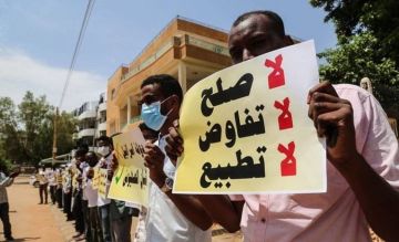 قوى الحرية والتغيير : لا علاقة بين رفع السودان من قوائم الإرهاب والتطبيع