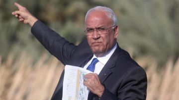 في الذكرى الخامسة لرحيله.. فتح :صائب عريقات سيظل بتضحياته وتفانيه نموذجا نضاليا ملهما لشعبنا في الذكرى الخامسة لرحيله.. فتح :صائب عريقات سيظل بتضحياته وتفانيه نموذجا نضاليا ملهما لشعبنا