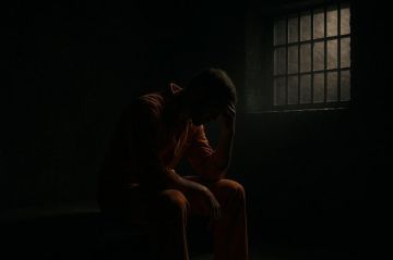 مركز يوثق: شهادات اغتصاب وتعذيب جنسي ممنهج داخل سجون الاحتلال