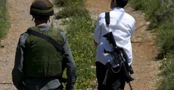 المستوطنون يواصلون اعتداءاتهم بالضفة بحماية جيش الاحتلال