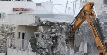 ا لاحتلال يهدم خمس منشآت زراعية وسكنية شرق القدس ا لاحتلال يهدم خمس منشآت زراعية وسكنية شرق القدس