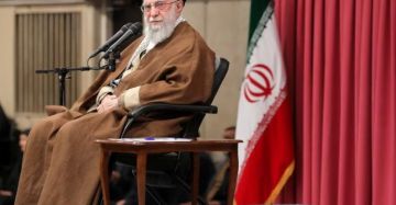 السيد خامنئي: يمكن أن نتعاون مع أميركا عندما تنسحب من المنطقة وتوقف دعم إسرائيل