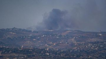 إعلام عبري: إسرائيل تستعد لاحتمال تصعيد واسع على الجبهة اللبنانية إعلام عبري: إسرائيل تستعد لاحتمال تصعيد واسع على الجبهة اللبنانية