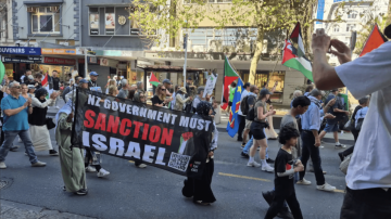 وقفة في أوكلاند تضامنا مع فلسطين في ذكرى وعد بلفور وقفة في أوكلاند تضامنا مع فلسطين في ذكرى وعد بلفور