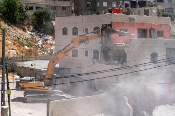 الاحتلال يهدم منزلا في سلوان جنوبي الأقصى