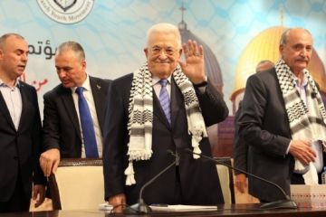 الرئيس لشباب فلسطين: انتم رهان المستقل الرابح قضيتنا تمر بمنعطف خطير