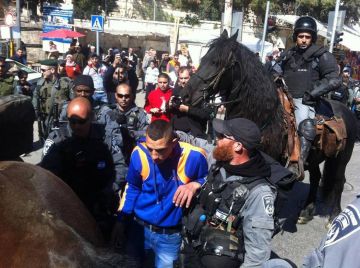 مواجهات متفرقة في القدس.. وتشييع جثمان الشهيد وشحة برام الله مواجهات متفرقة في القدس.. وتشييع جثمان الشهيد وشحة برام الله