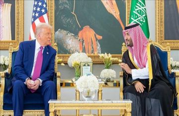 مصدر سعودي يجدد شروط المملكة للتطبيع مع إسرائيل حتى لو خسرت صفقة إف-35 مع ترامب مصدر سعودي يجدد شروط المملكة للتطبيع مع إسرائيل حتى لو خسرت صفقة إف-35 مع ترامب