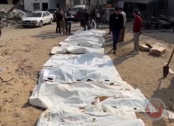 انتشال جثامين 20 شهيدا في مدينة غزة انتشال جثامين 20 شهيدا في مدينة غزة