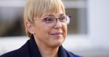 رئيسة سلوفينيا: إسرائيل تعرقل دخول المساعدات إلى غزة بحجج واهية رئيسة سلوفينيا: إسرائيل تعرقل دخول المساعدات إلى غزة بحجج واهية