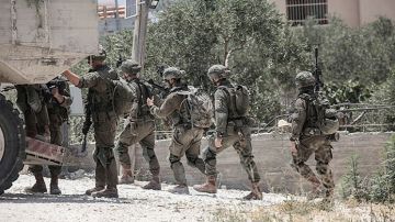 الضفة الغربية.. اشتباكات عنيفة مع قوات الجيش الإسرائيلي في نابلس (فيديوهات)