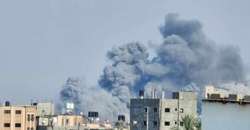 أكسيوس: أمريكا تدعم الغارات الإسرائيلية على غزة أكسيوس: أمريكا تدعم الغارات الإسرائيلية على غزة