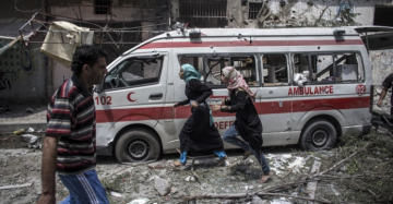 الإغاثة الطبية تحذر من انهيار متسارع في المنظومة الصحية بغزة