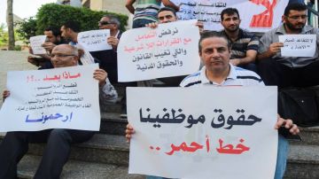 غزة: التعليم والأوقاف تعيدان عددا من موظفي السلطة لعملهم