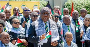 تحقيق في جنوب أفريقيا بعد وصول طائرة تقل فلسطينيين من غزة دون وثائق تحقيق في جنوب أفريقيا بعد وصول طائرة تقل فلسطينيين من غزة دون وثائق