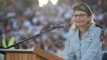 محكمة إسرائيلية تقرر إبقاء النائب العام العسكري السابقة قيد الاعتقال