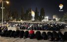 دعوات للنفير والرباط.. عشرات الآلاف يصلون التراويح في المسجد الأقصى