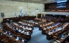 الكنيست تصادق على مشروع قانون إغلاق وسائل الإعلام الأجنبية