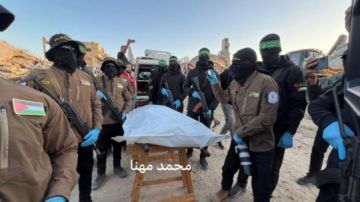 القسام وسرايا القدس تسلمان جثة أسير إسرائيلي في غزة القسام وسرايا القدس تسلمان جثة أسير إسرائيلي في غزة