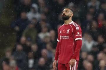محمد صلاح يفجر الجدل.. انتقادات حادة تهز إدارة ليفربول